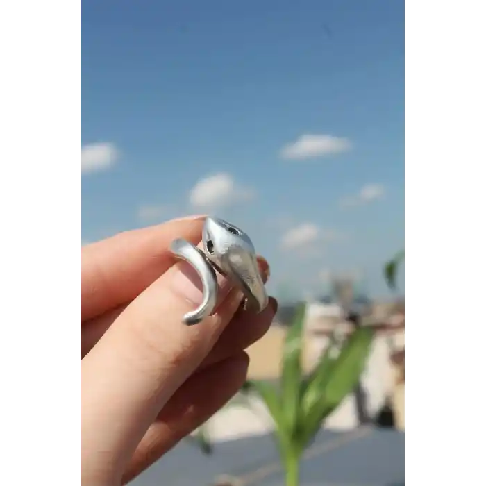 Metal Yılan Figürlü Ayarlamalı Antik Yüzük