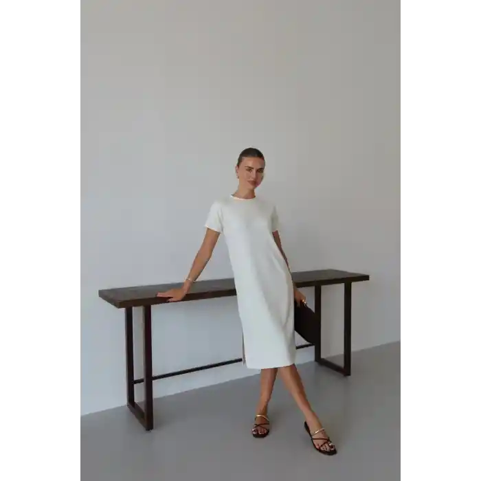 Modal yırtmaçlı elbise beyaz pt