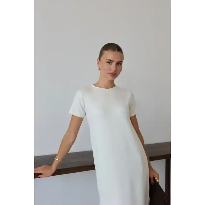 Modal yırtmaçlı elbise beyaz pt