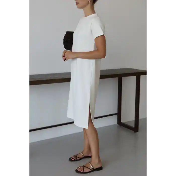 Modal yırtmaçlı elbise beyaz pt