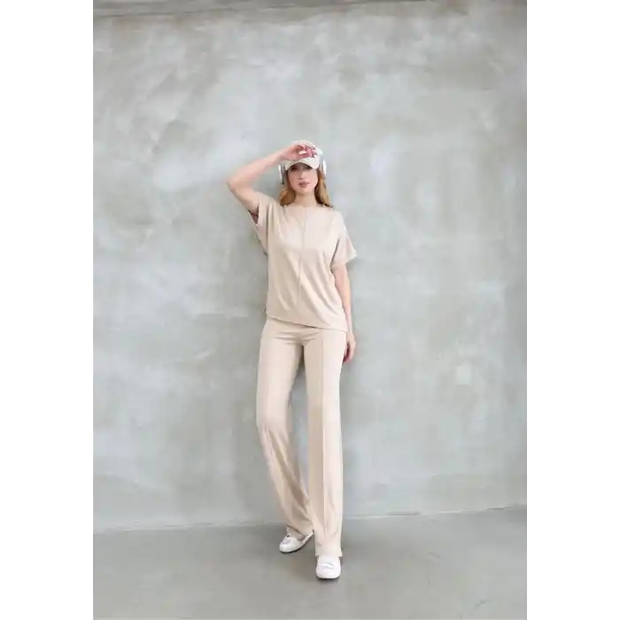Osy Modal Yumuşak dokulu Kumaş Bisiklet Yaka Kısa Kollu Takım - Bej