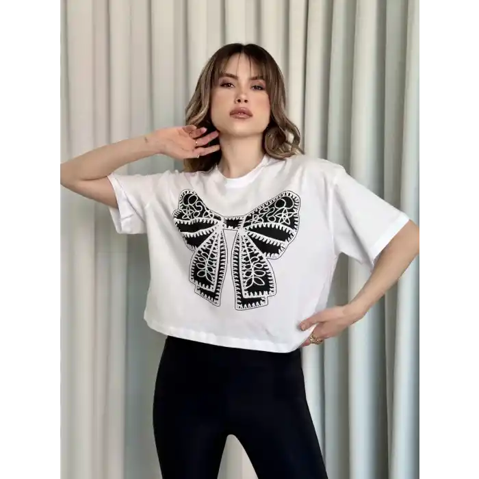 Oversize Beyaz baskılı crop tişört