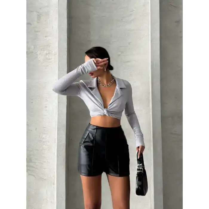 Parçalı cepli deri şort siyah w26312