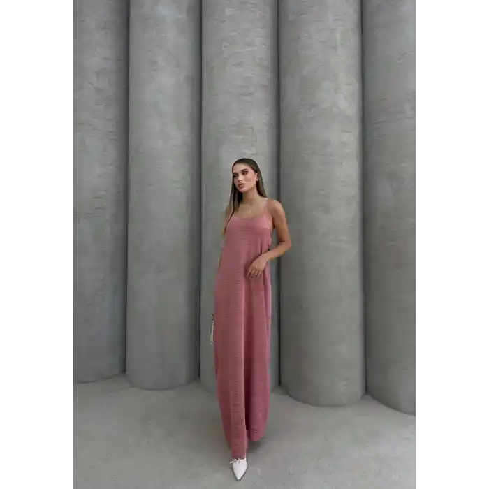 Piliseli uzun elbise