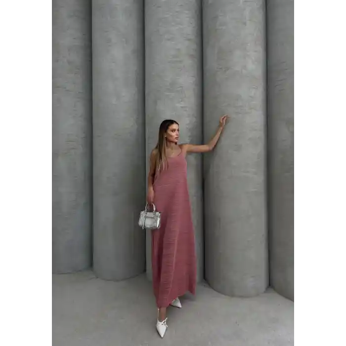 Piliseli uzun elbise