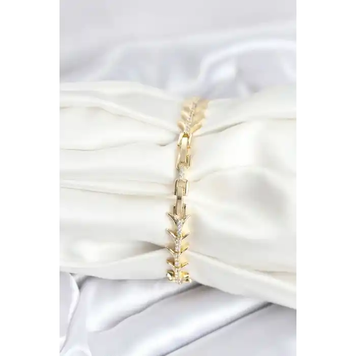 Pirinç Gold Renk Balık Sırtı Model Zirkon Taşlı Kadın Bileklik
