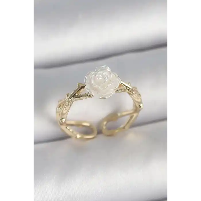 Pirinç Gold Renk Beyaz Gül Model Ayarlanabilir Kadın Yüzük