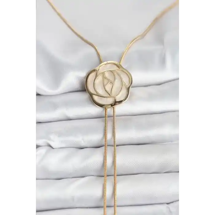 Pirinç Gold Renk Gül Model Asansörlü Kadın Kolye