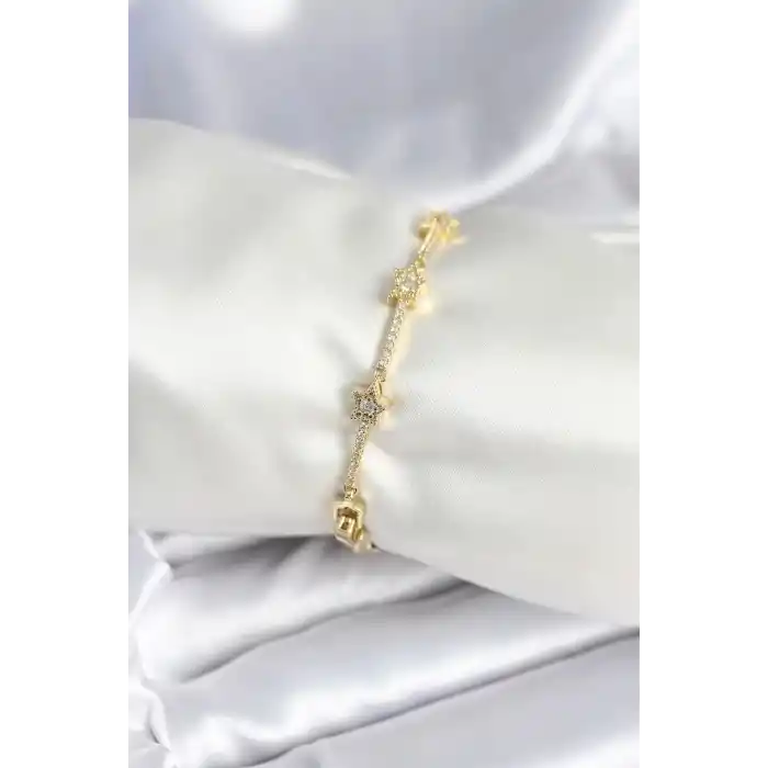 Pirinç Gold Renk Halley Yıldız Model Kadın Bileklik