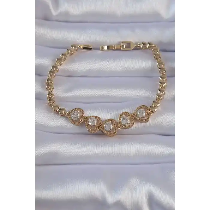 Pirinç Gold Renk İçi Zirkon Taşlı Kalp Figürlü Bileklik