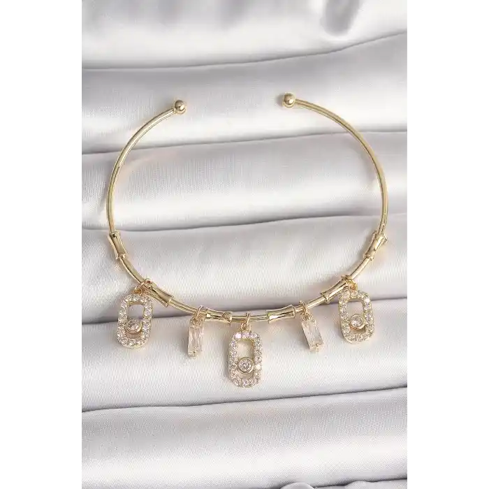 Pirinç Gold Renk Sallantı Zirkon Taşlı Messika Figür Charm Kadın Bileklik