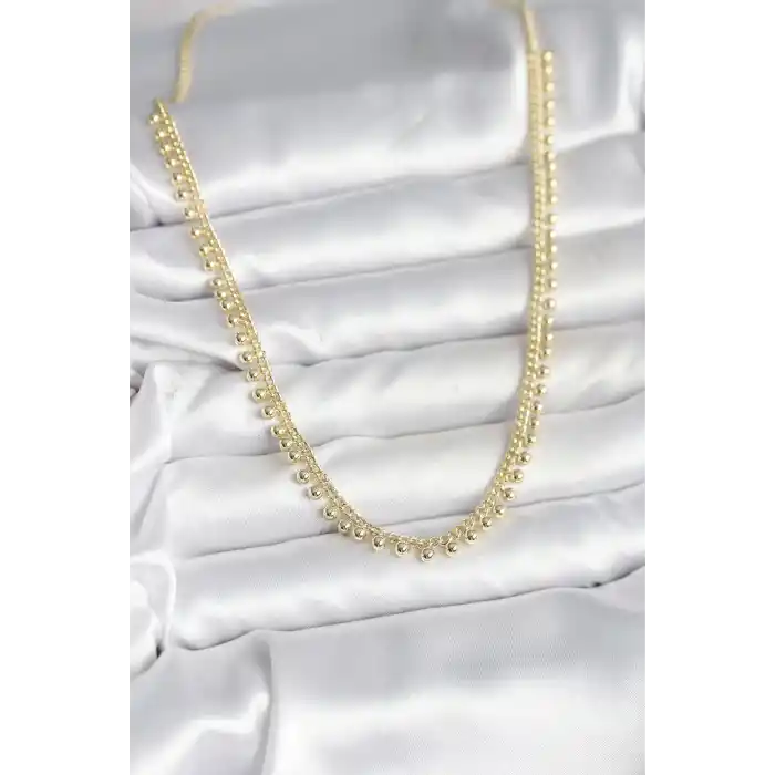 Pirinç Gold Renk Sıralı Topçuk Model Kadın Kolye