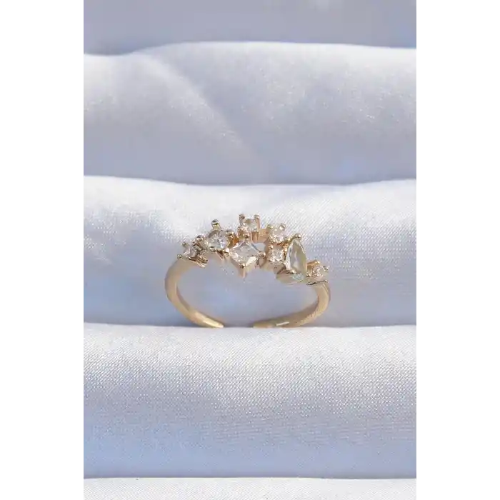 Pirinç Gold Renk Zirkon Taşlı Damla Detay Ayarlanabilir Yüzük