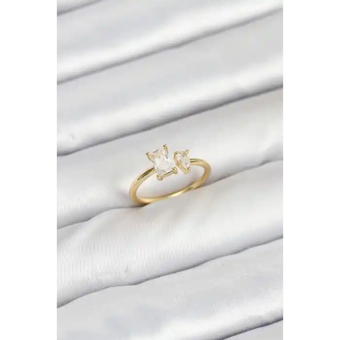 Pirinç Gold Renk Zirkon Taşlı Kadın Yüzük