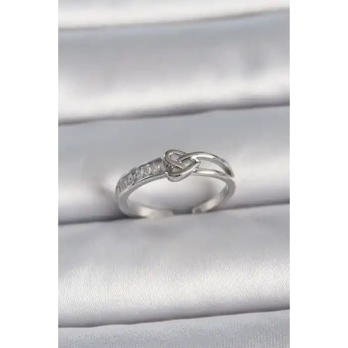 Pirinç Gümüş Renk Ayarlanabilir Zirkon Taşlı Düğüm Kalp Model Kadın Yüzük