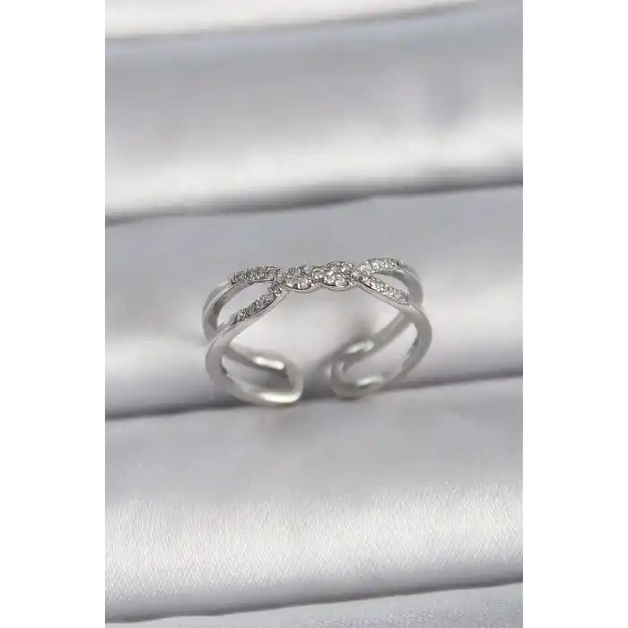Pirinç Gümüş Renk Ayarlanabilir Zirkon Taşlı Sarmal Model Kadın Yüzük