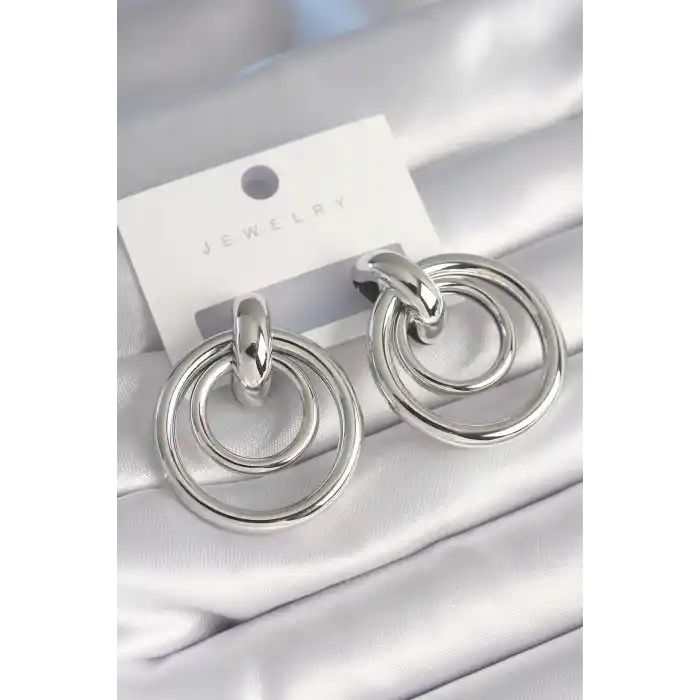 Pirinç Gümüş Renk Halka Model Kadın Küpe