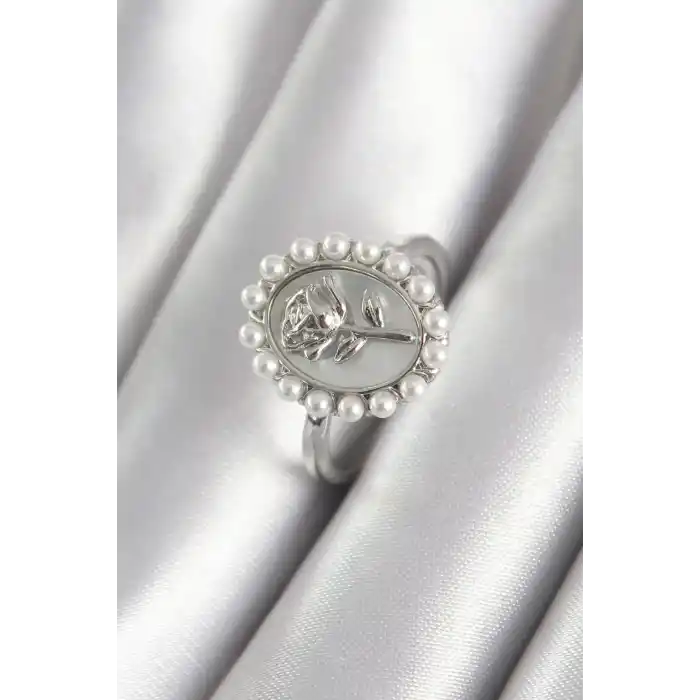 Pirinç Gümüş Renk Portre Gül Model İnci Detay Kadın Yüzük