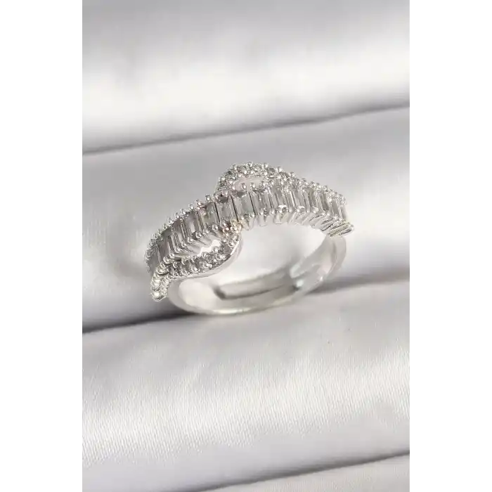 Pirinç Gümüş Renk Su Yolu Zirkon Taşlı Ayarlanabilir Model Kadın Yüzük