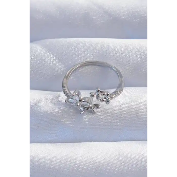 Pirinç Gümüş Renk Zirkon Taşlı Çiçek Model Ayarlanabilir Yüzük