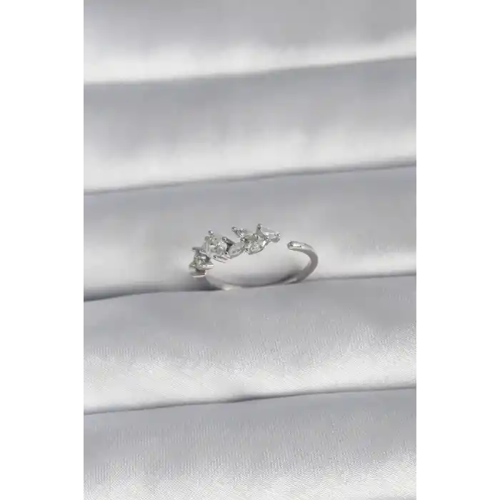Pirinç Gümüş Renk Zirkon Taşlı Çiçek Model Kadın Yüzük