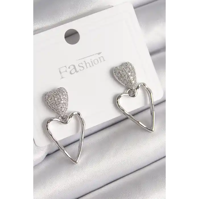 Pirinç Gümüş Renk Zirkon Taşlı Kalp Model Kadın Küpe