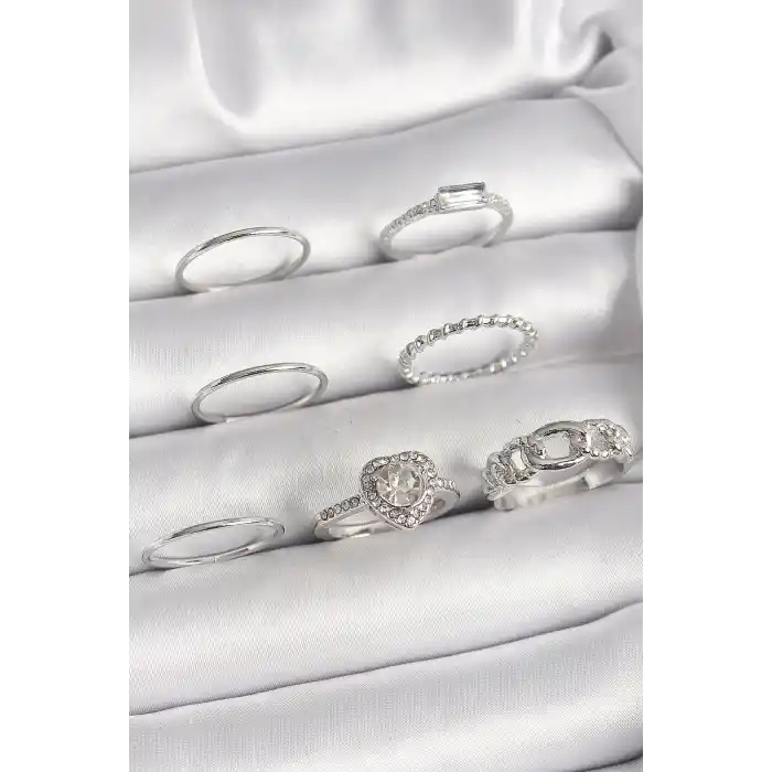 Pirinç Gümüş Renk Zirkon Taşlı Kalp Model Kadın Yüzük Kombini