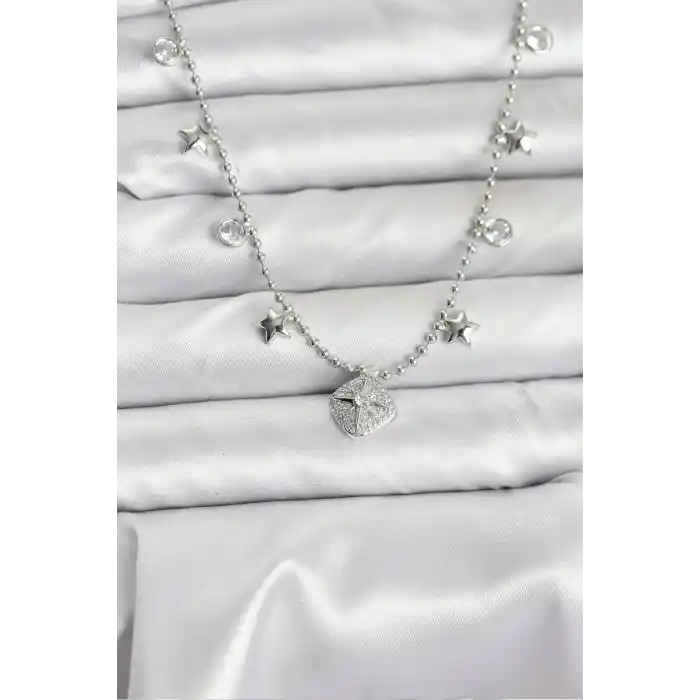 Pirinç Gümüş Renk Zirkon Taşlı Kutup Yıldızı Model Kadın Kolye