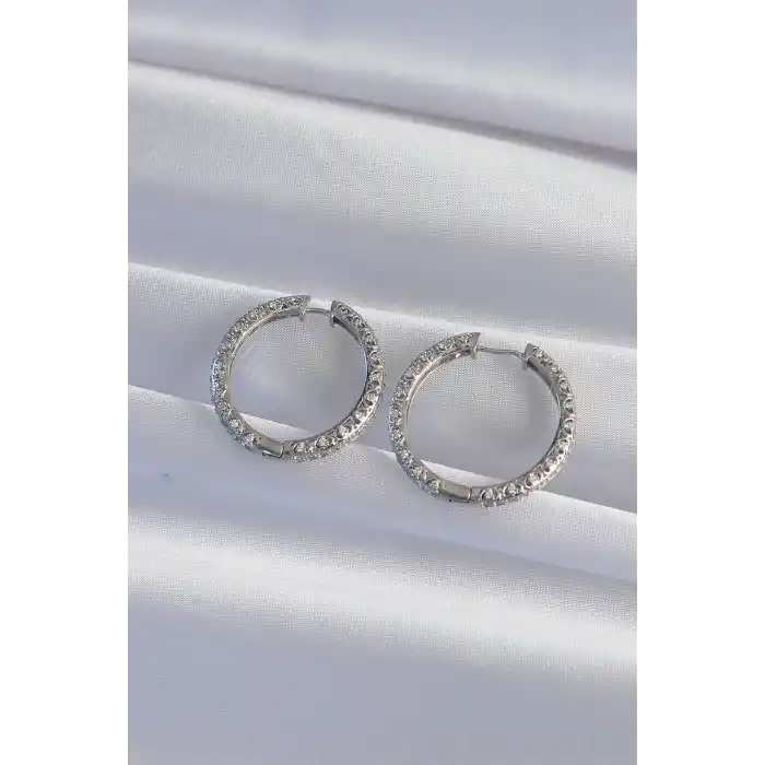 Pirinç Gümüş Renk Zirkon Taşlı Motifli Halka Küpe