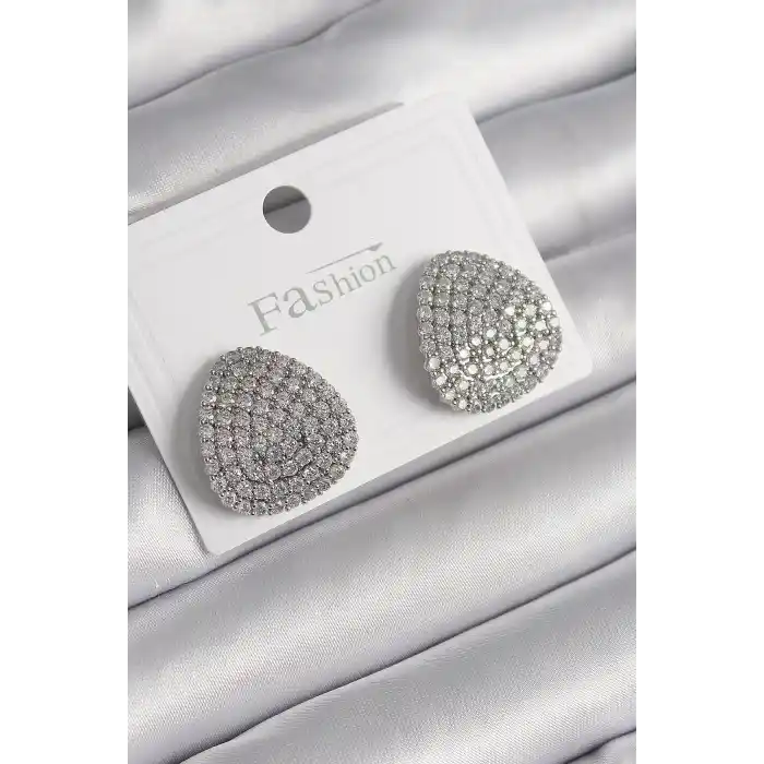 Pirinç Gümüş Renk Zirkon Taşlı Plaka Model Kadın Küpe