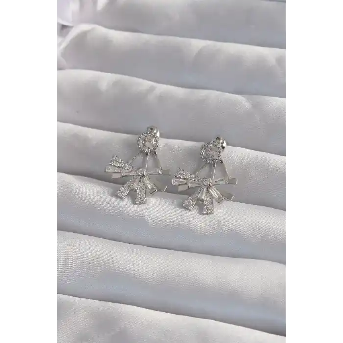 Pirinç Gümüş Renk Zirkon Taşlı Yassı Fiyonk Model Küpe