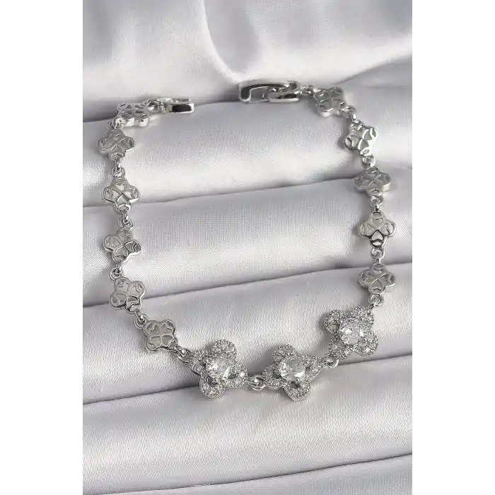 Pirinç Gümüş Renk Zirkon Taşlı Yonca Model Kadın Bileklik