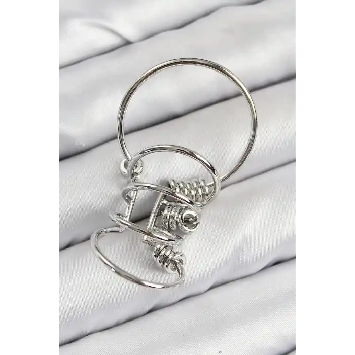 Pirinç Halkalı Model Gümüş Renk Kıkırdak Küpe