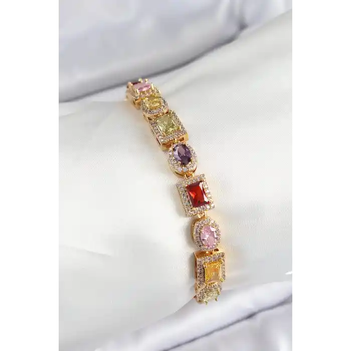 Pirinç Karışık Zirkon Taşlı Baget Model Gold Renk VIP Seri Kadın Bileklik