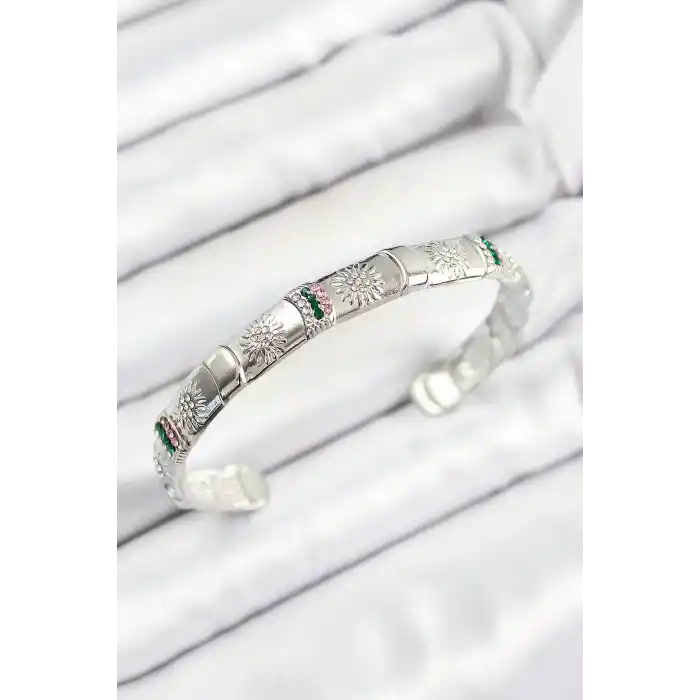 Pirinç Karışık Zirkon Taşlı Çiçek Model Gümüş Renk Altı Açık Kadın Bileklik