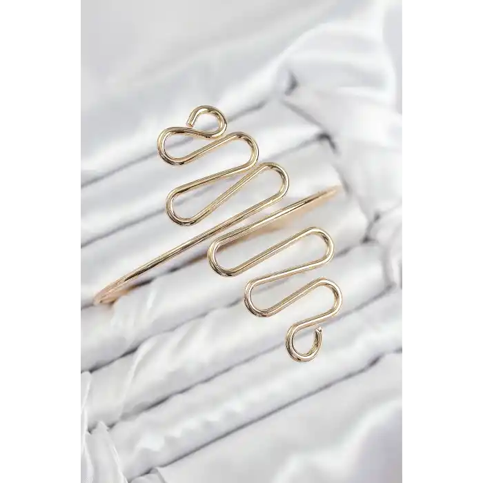 Pirinç Kıvrımlı Model Gold Renk Kadın Pazu Bileklik