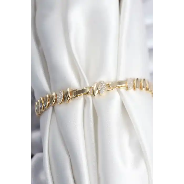 Pirinç VIP Seri Gold Renk Arpa Model Kadın Bileklik