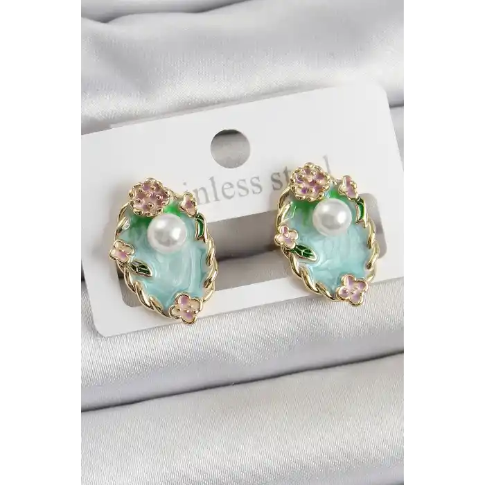 Pirinç Yeşil Mineli İnci Detaylı Sanatsal Portre Model Gold Renk Kadın Küpe