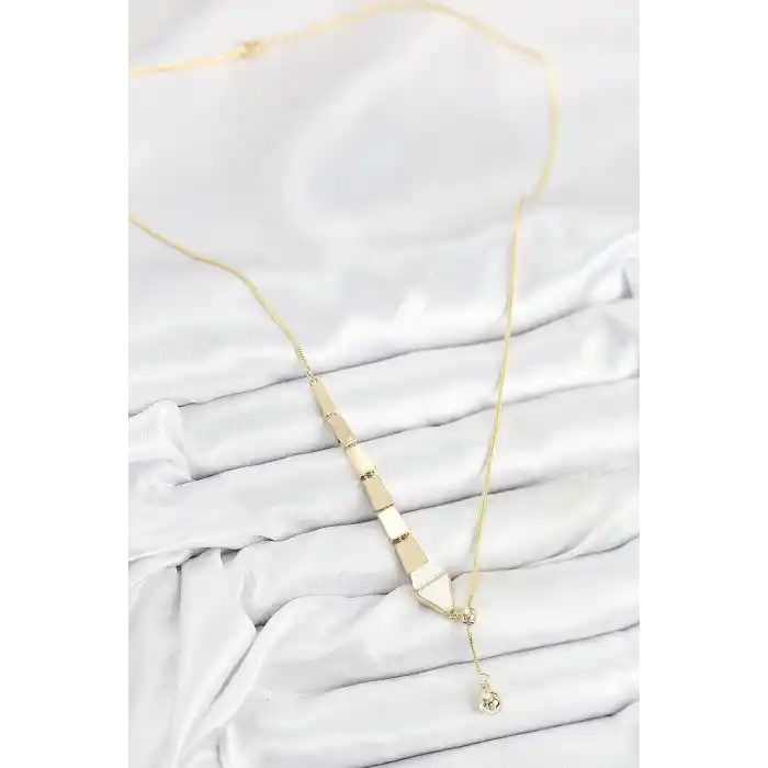 Pirinç Yılan Model Gold Renk Asansörlü Kadın Kolye