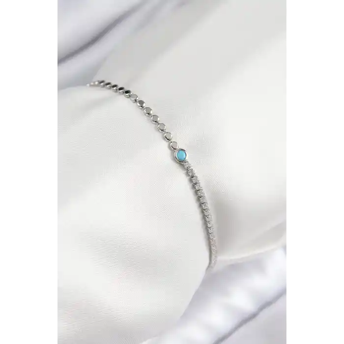 Pirinç Zirkon Taşlı Boncuk Model Ezme Zincir Gümüş Renk Kadın Bileklik