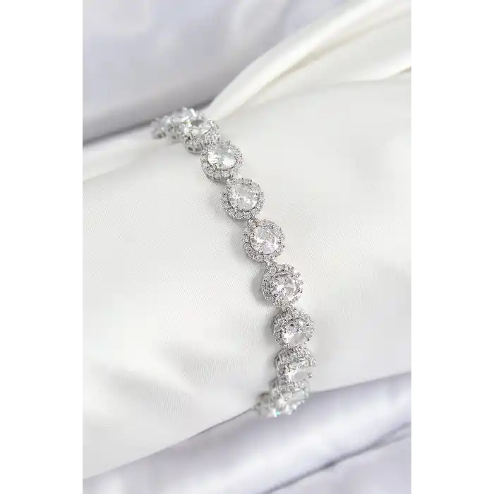 Pirinç Zirkon Taşlı Daire Baget Model Gümüş Renk VIP Seri Kadın Bileklik