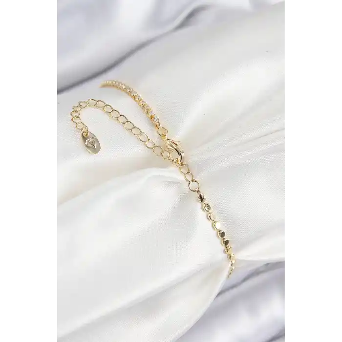 Pirinç Zirkon Taşlı Dikdörtgen Model Ezme Zincir Gold Renk Kadın Bileklik