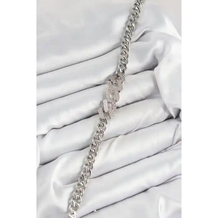 Pirinç Zirkon Taşlı Ezme Küba Zincir Model Gümüş Renk Kadın Bileklik