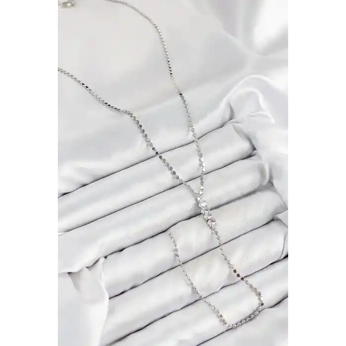 Pirinç Zirkon Taşlı Ezme Zincirli Model Gümüş Renk Y Kolye