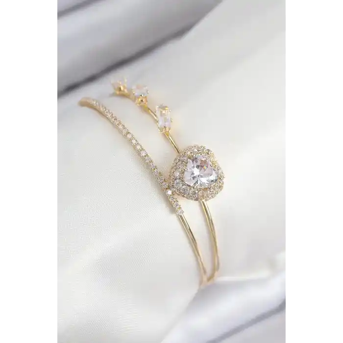 Pirinç Zirkon Taşlı Kalp Model Gold Renk Kadın Bileklik