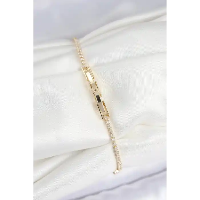 Pirinç Zirkon Taşlı Kare Model Gold Renk Kadın Bilekilk