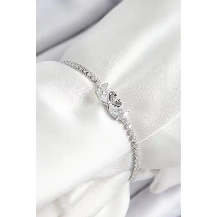 Pirinç Zirkon Taşlı Kuğu Model Gümüş Renk Asansörlü Kadın Bileklik