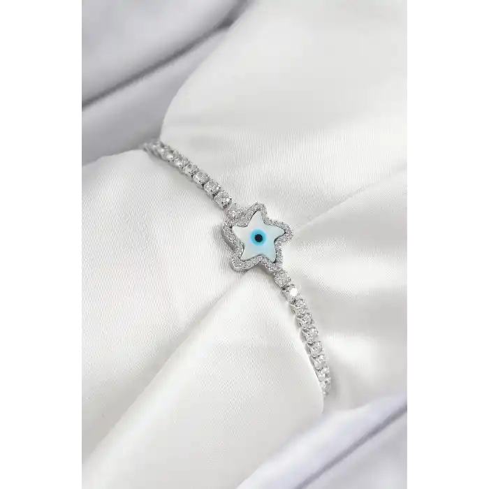 Pirinç Zirkon Taşlı Nazar Yıldız Model Gümüş Renk Asansörlü Kadın Bileklik