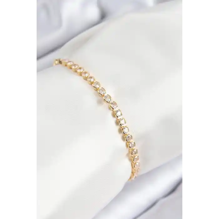 Pirinç Zirkon Taşlı Sıralı Model Gold Renk Asansörlü Kadın Bileklik