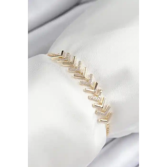 Pirinç Zirkon Taşlı Sıralı Ok Model Gold Renk Asansörlü Kadın Bileklik
